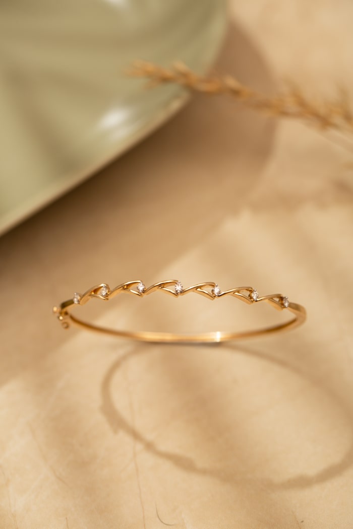 A Beautiful Collection of Lightweight Gold Bangles From CaratLane - The  Caratlane