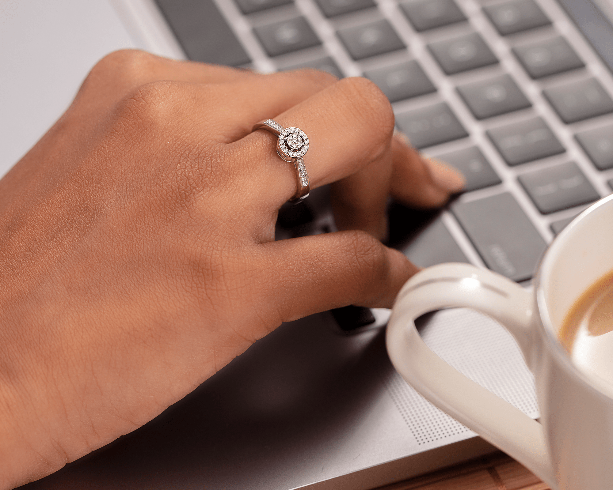 Platinum Diamond 15-Pointer Engagement Ring for Women JL PT R-41