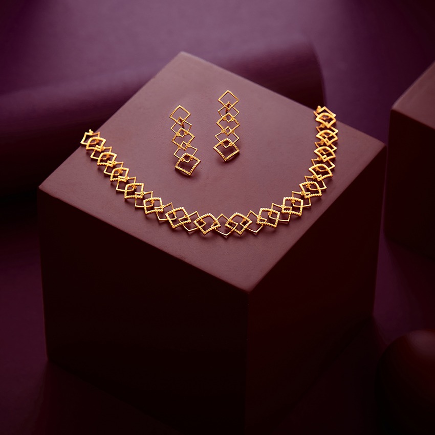 Soma Spark 22KT Gold Necklace Set