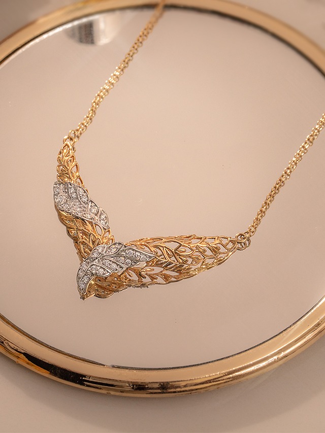 10 Must-Have Gold and Diamond Jewellery Pieces for Akshaya Tritiya