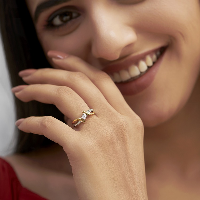 Detour Miracle Plate Diamond Ring