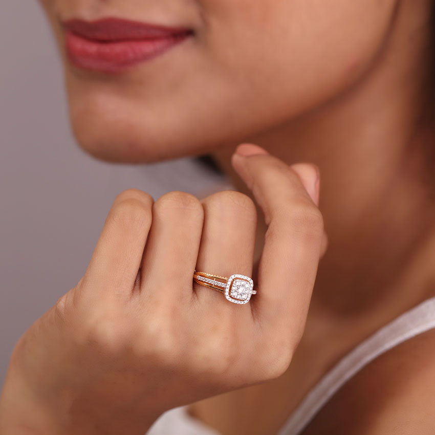 Avon Gleaming Diamond Ring