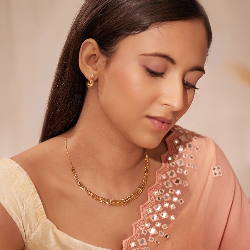 Tessera Treasure 22KT Gold Necklace Set