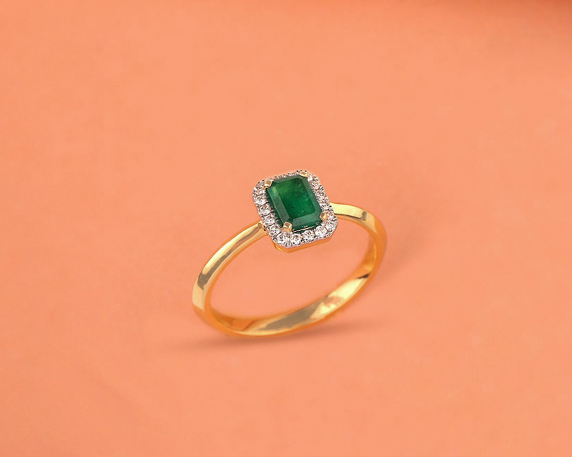 green stone ring