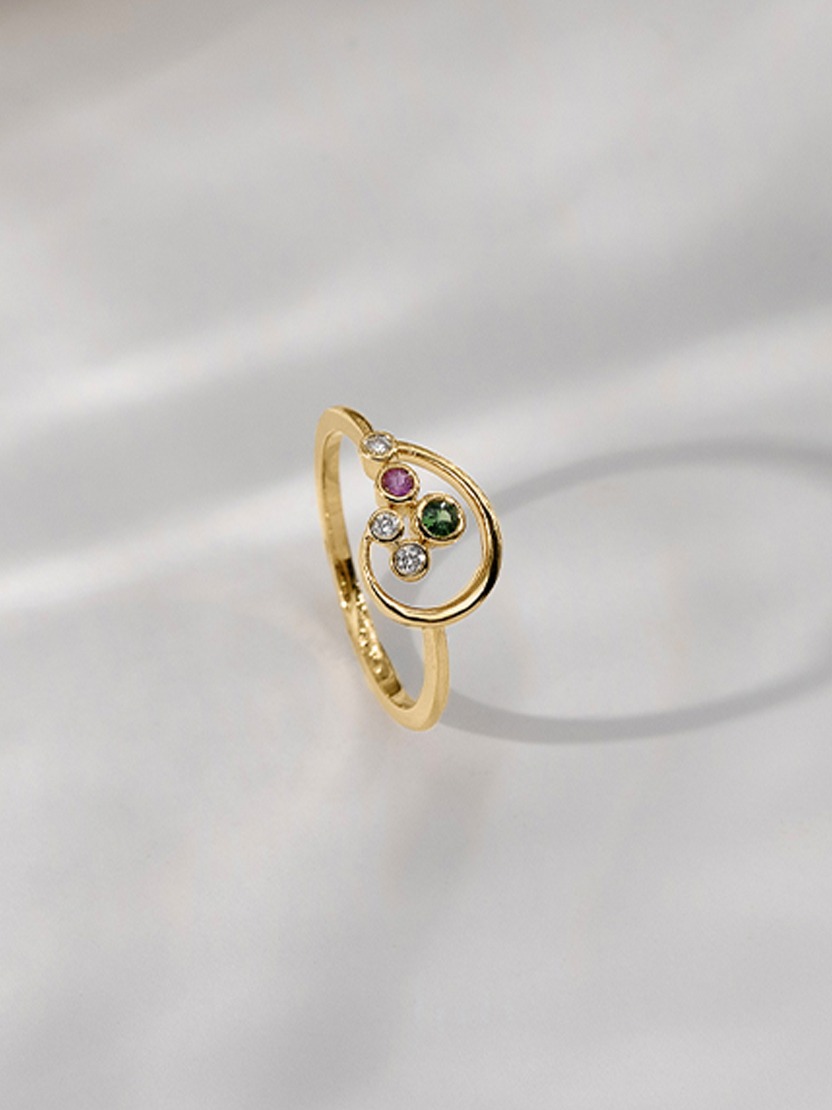 ring with green stone