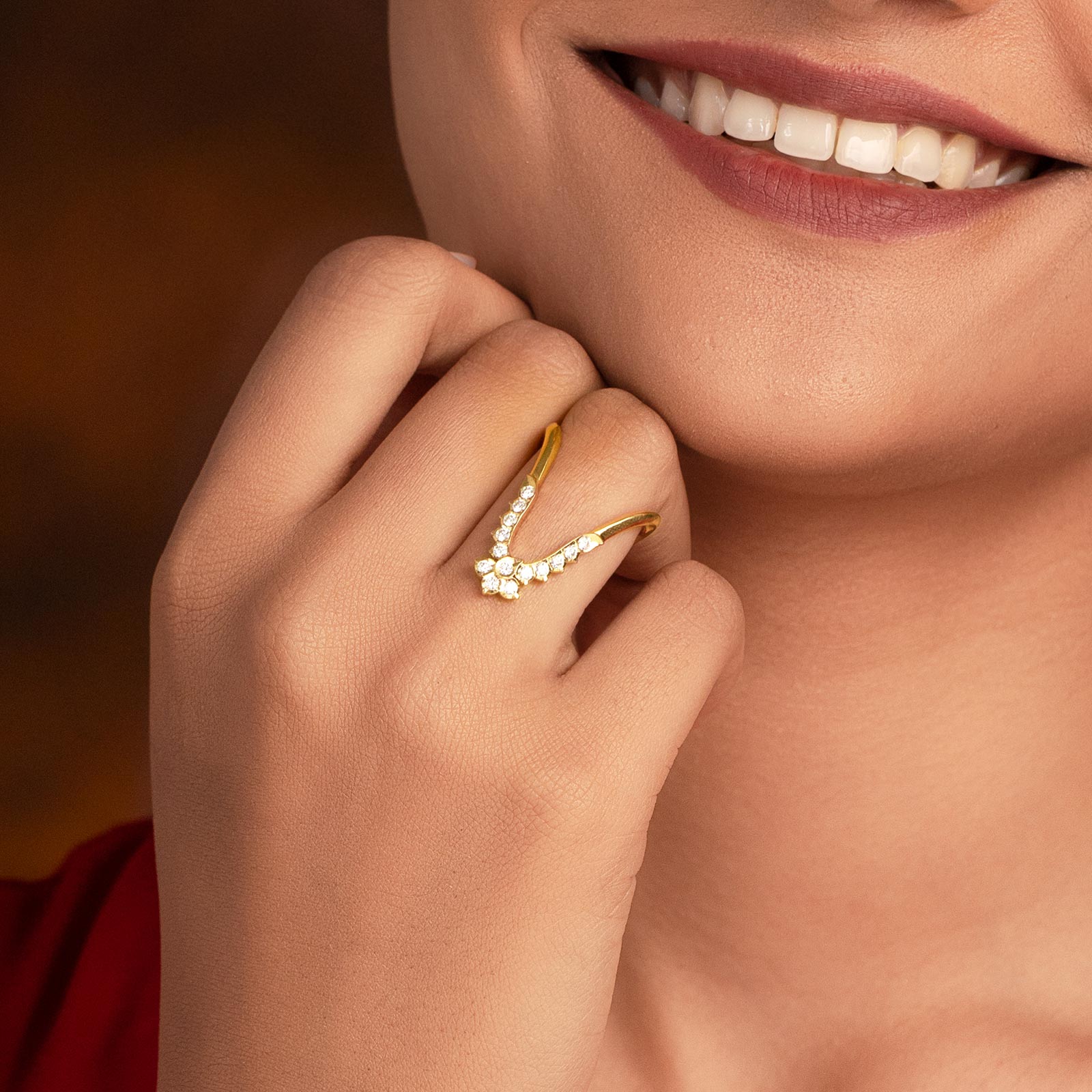 Patai 22k Gold and Diamond Vanki Ring