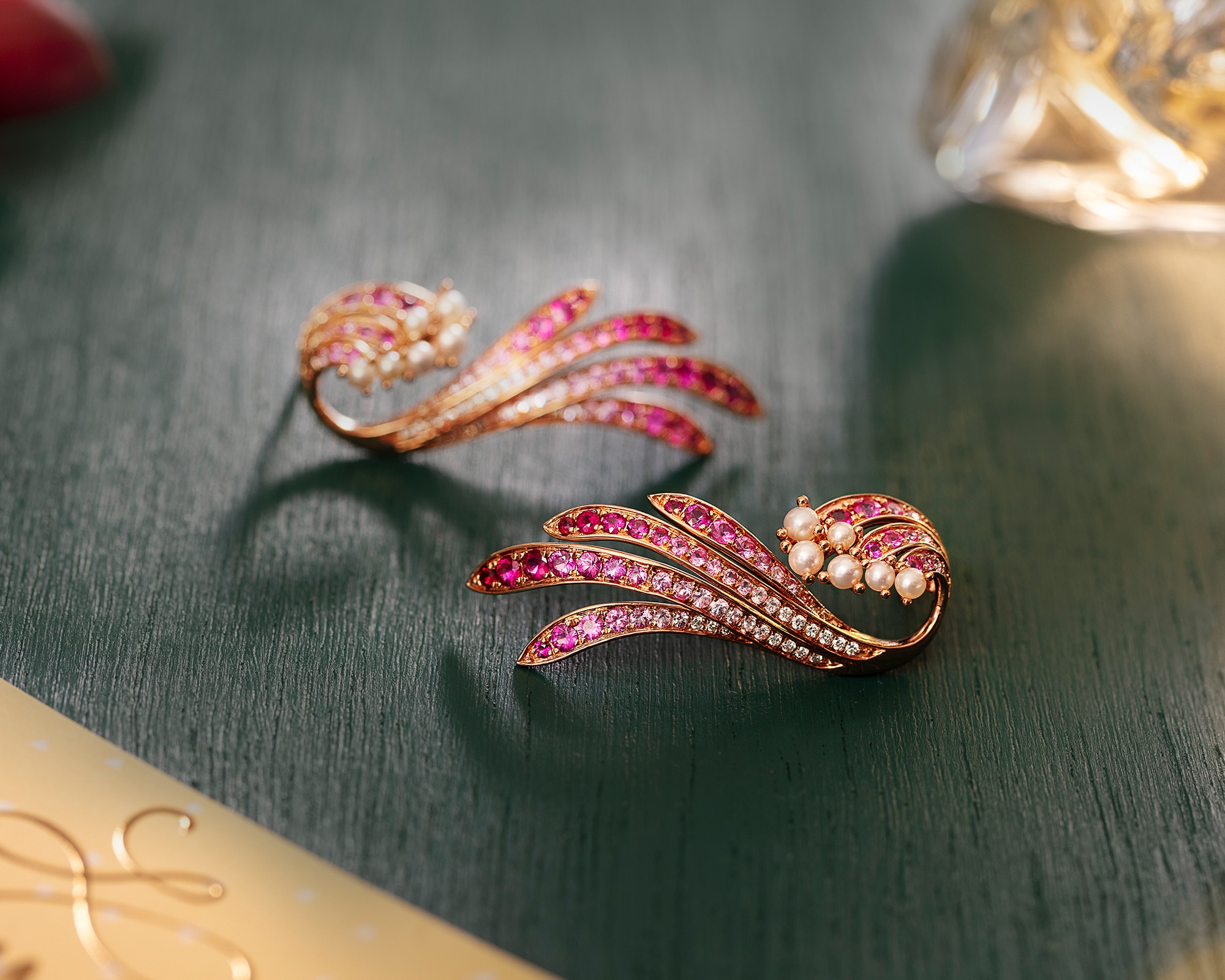 gold earrings for women