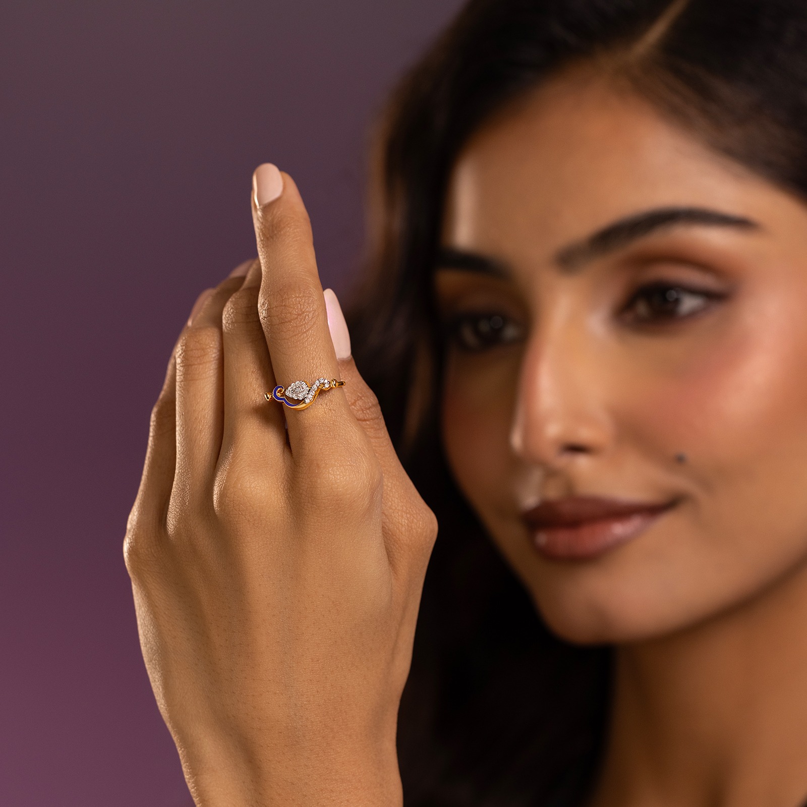 Swirly Flip Diamond Ring