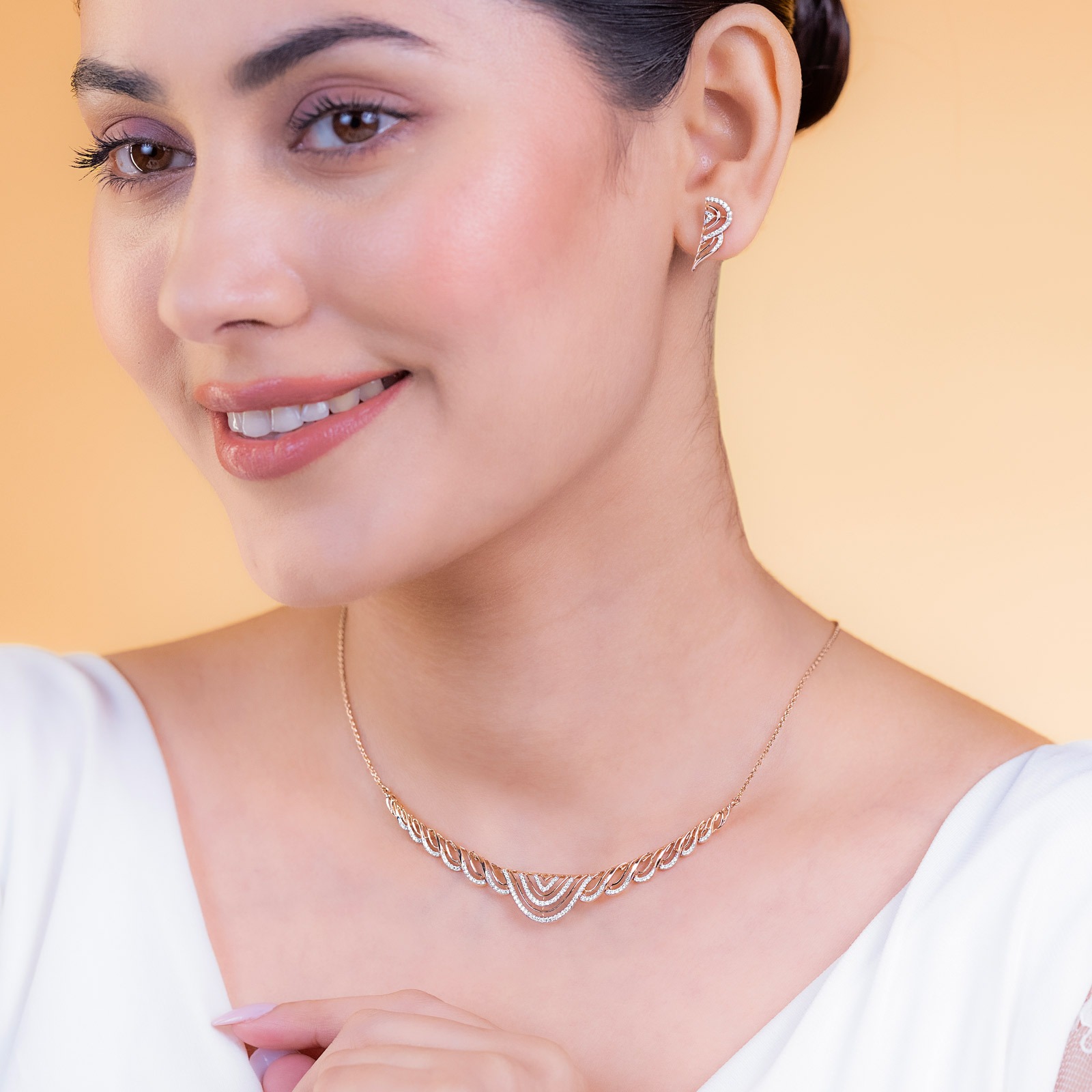 Shining Starlets Diamond Necklace Set