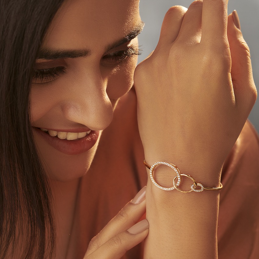 Twinkling Twine Diamond Tube Bracelet