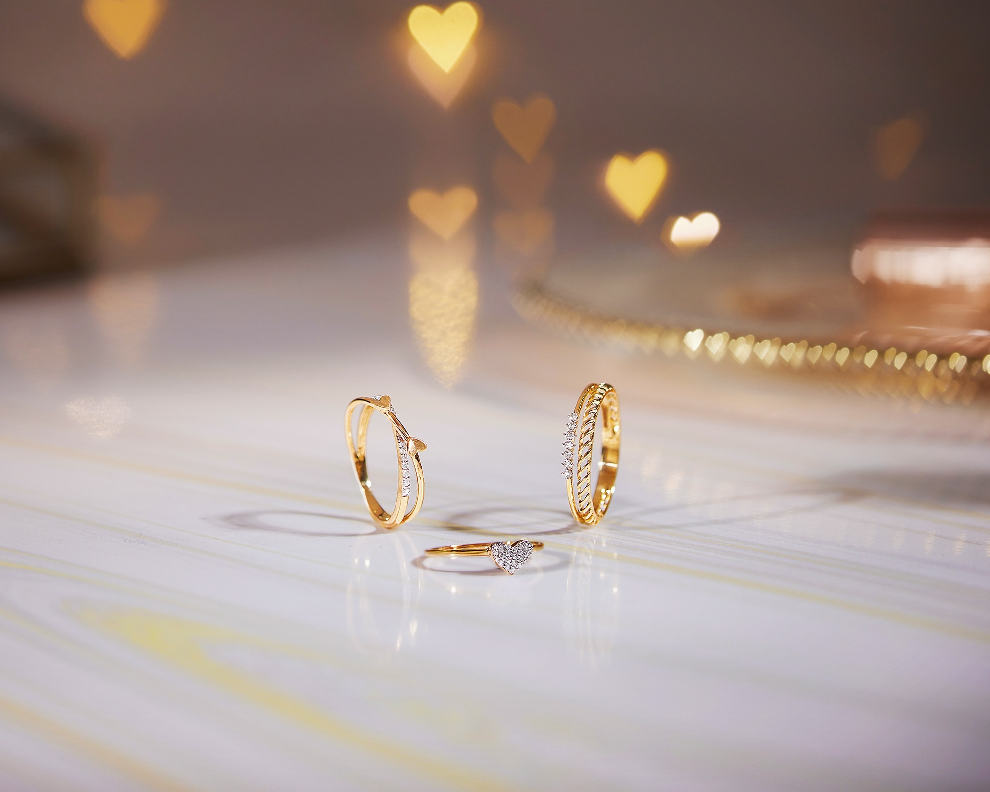 Valentine gifts Under 20,000 