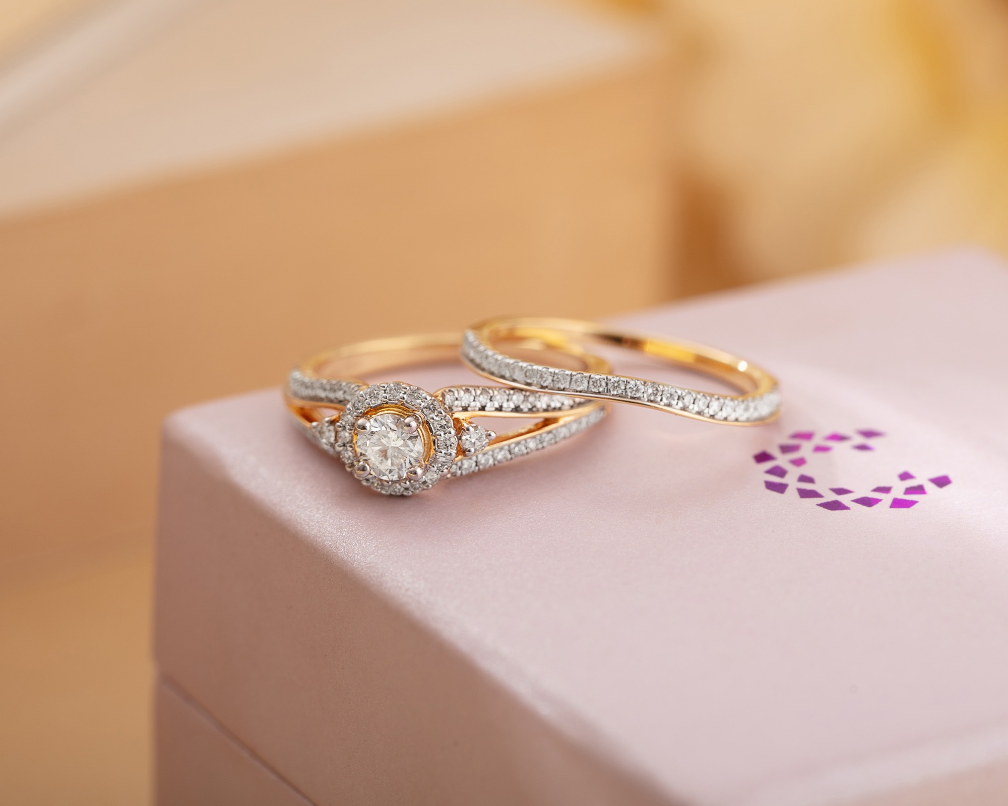 natural diamond engagement rings