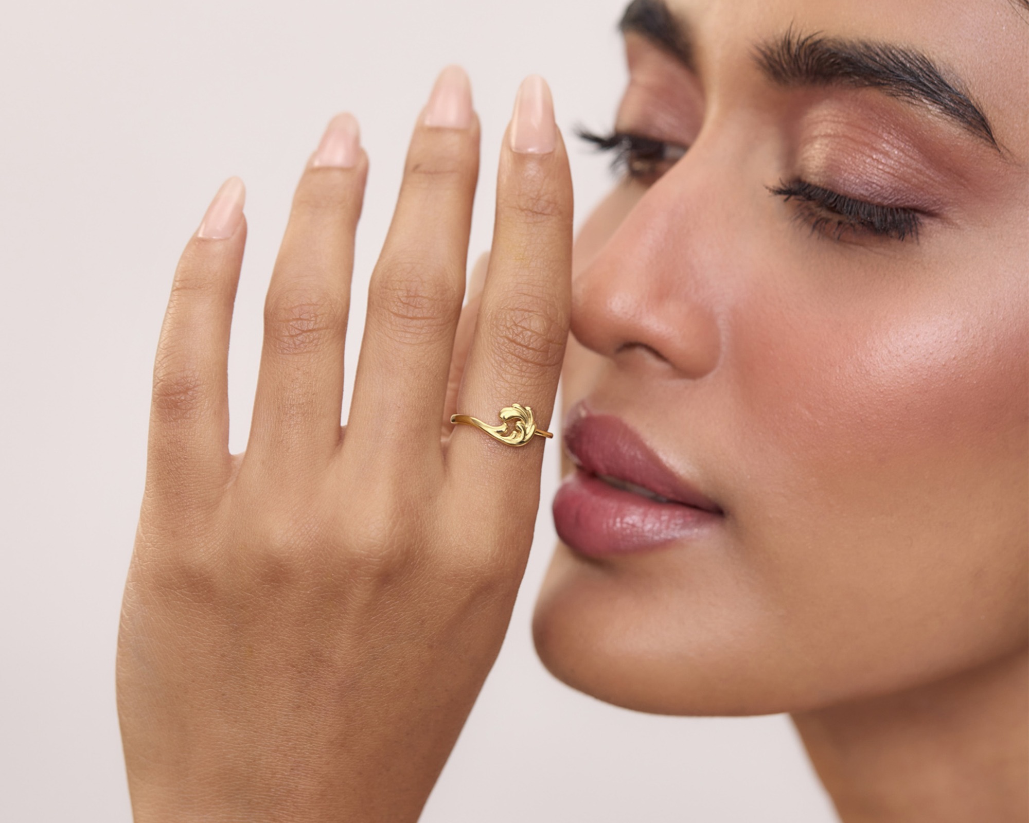 9k gold ring