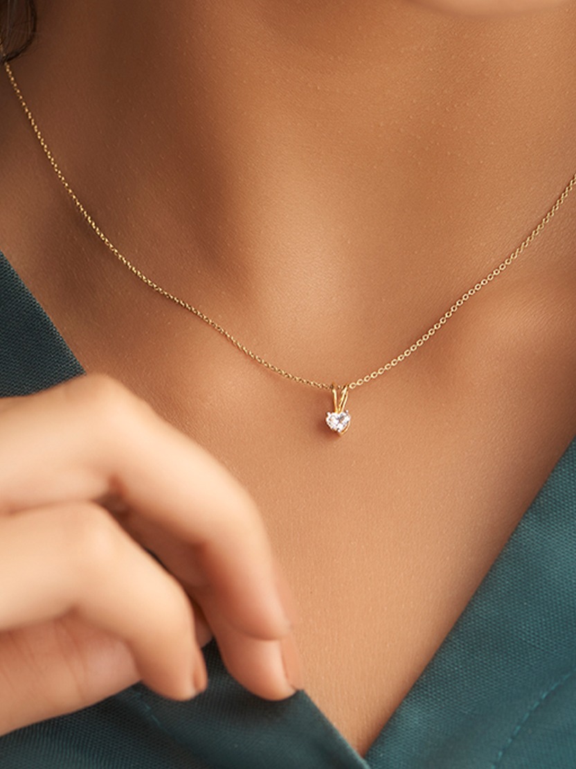 diamond heart pendant