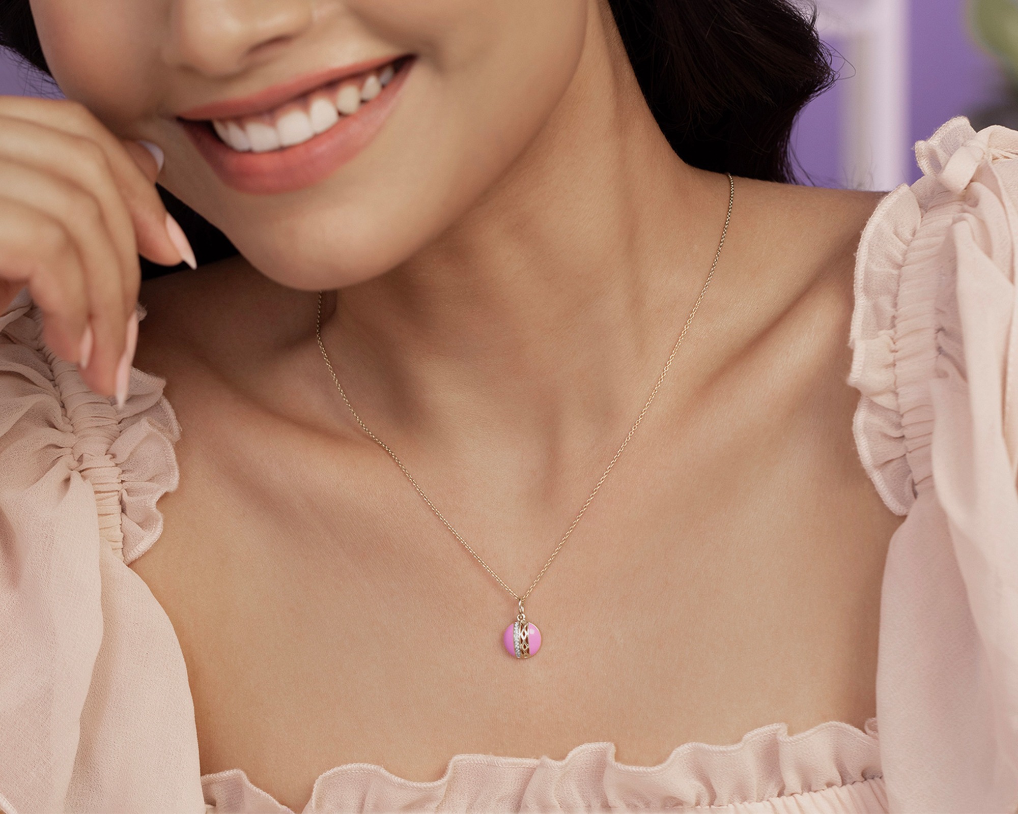 round gold pendant