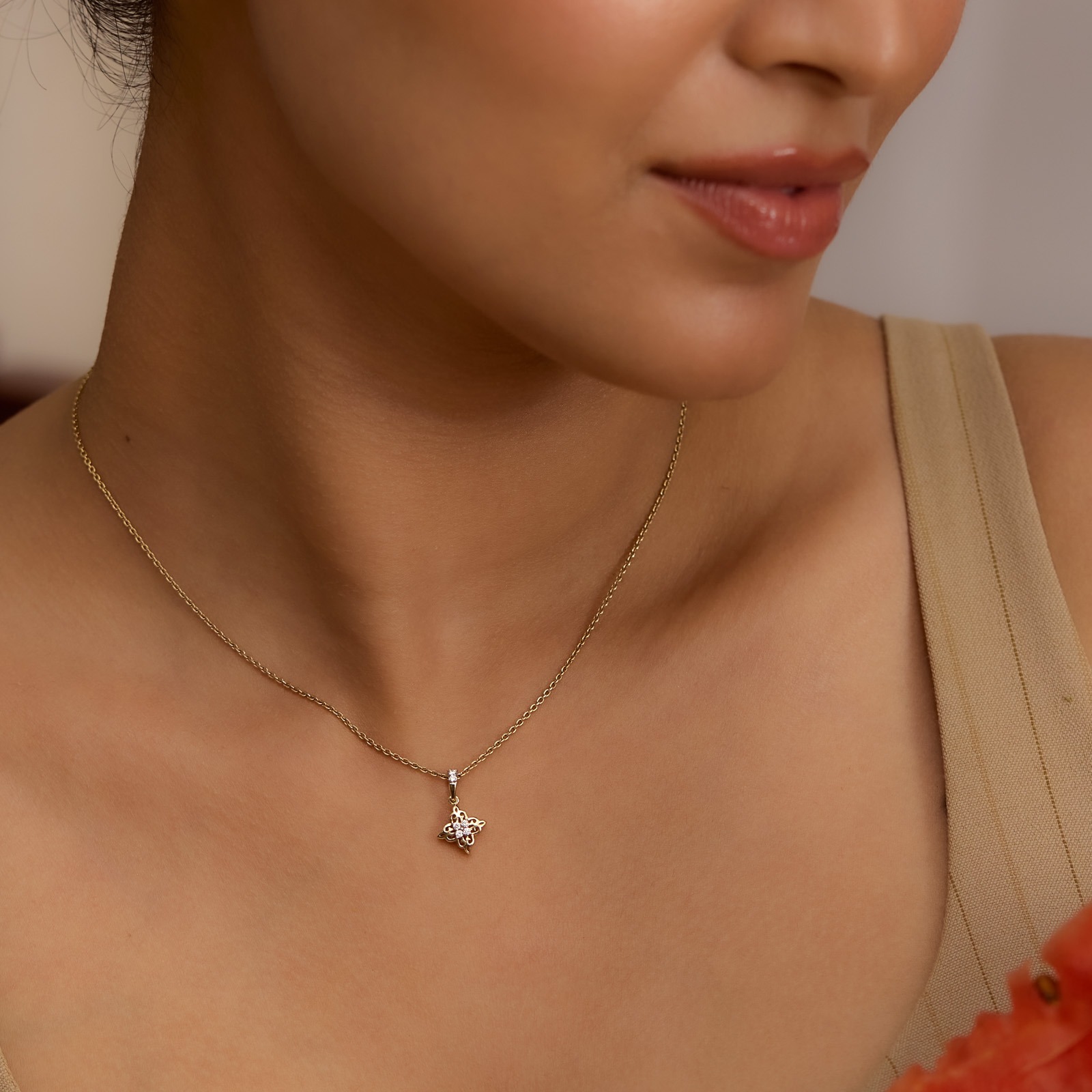 Mandala 9KT Diamond Pendant