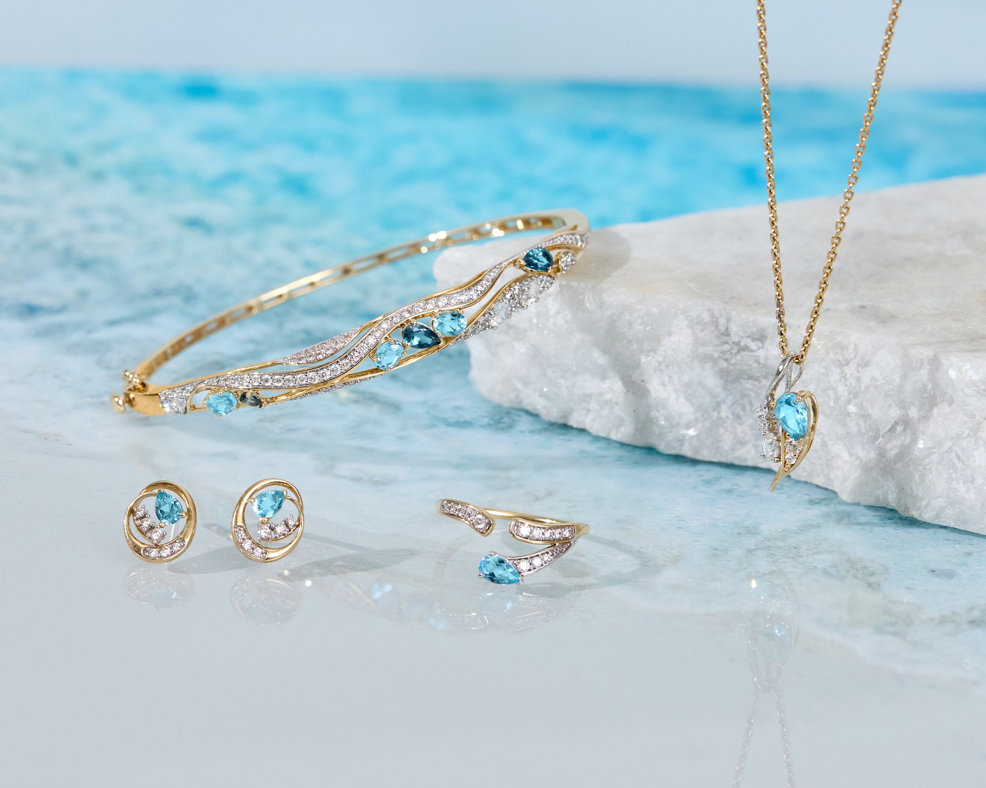 Blue aquamarine jewellery