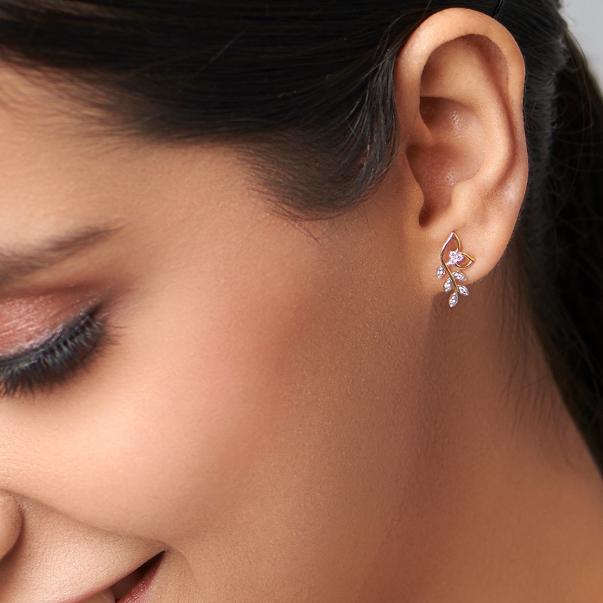 Classic Leaves Diamond Stud Earrings