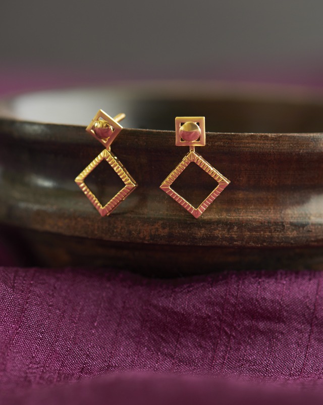 Yogita 22KT Gold Earrings