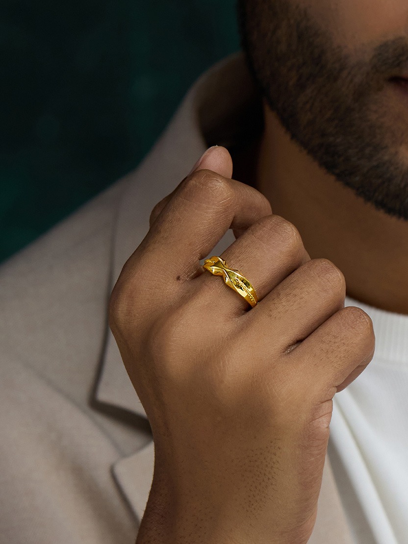 gold accessories for men