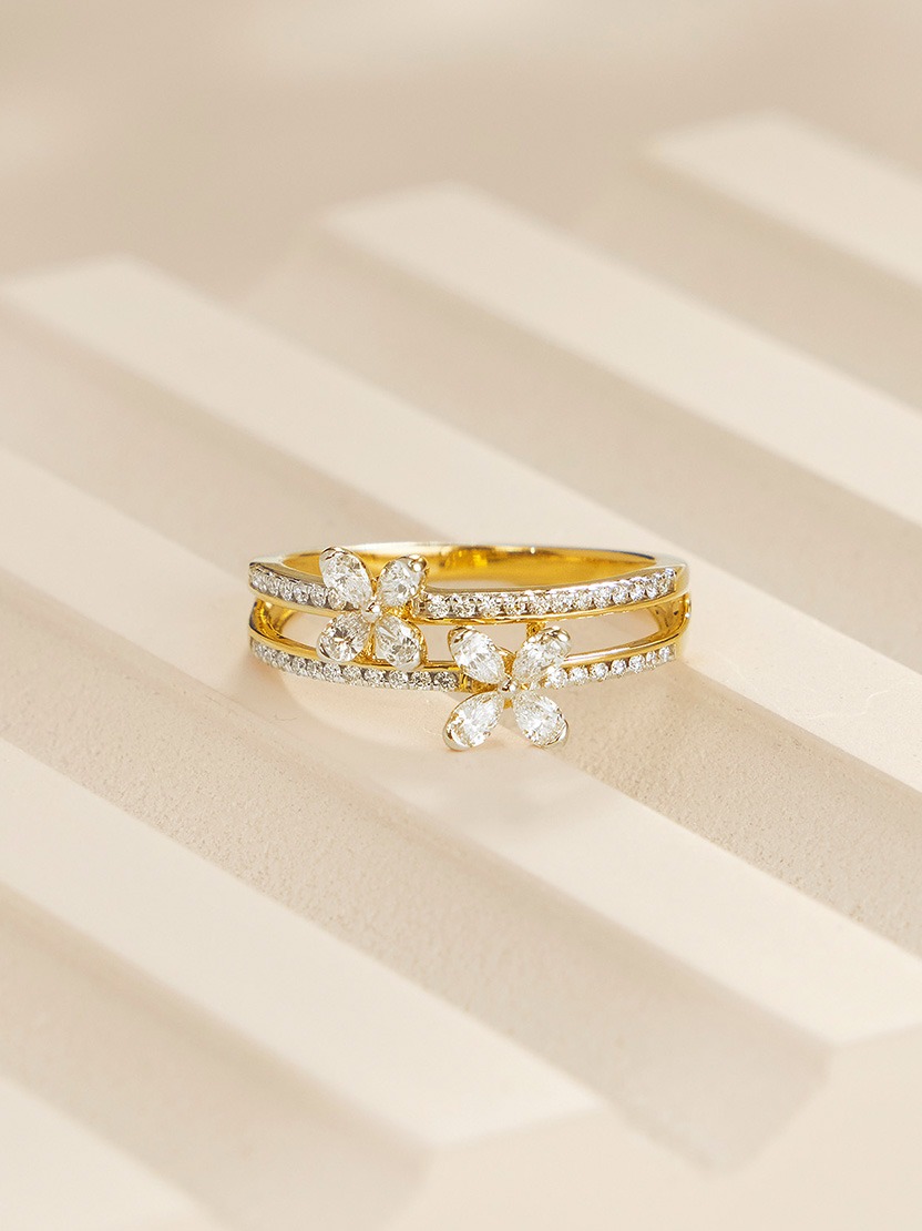 gold and diamond flower ring