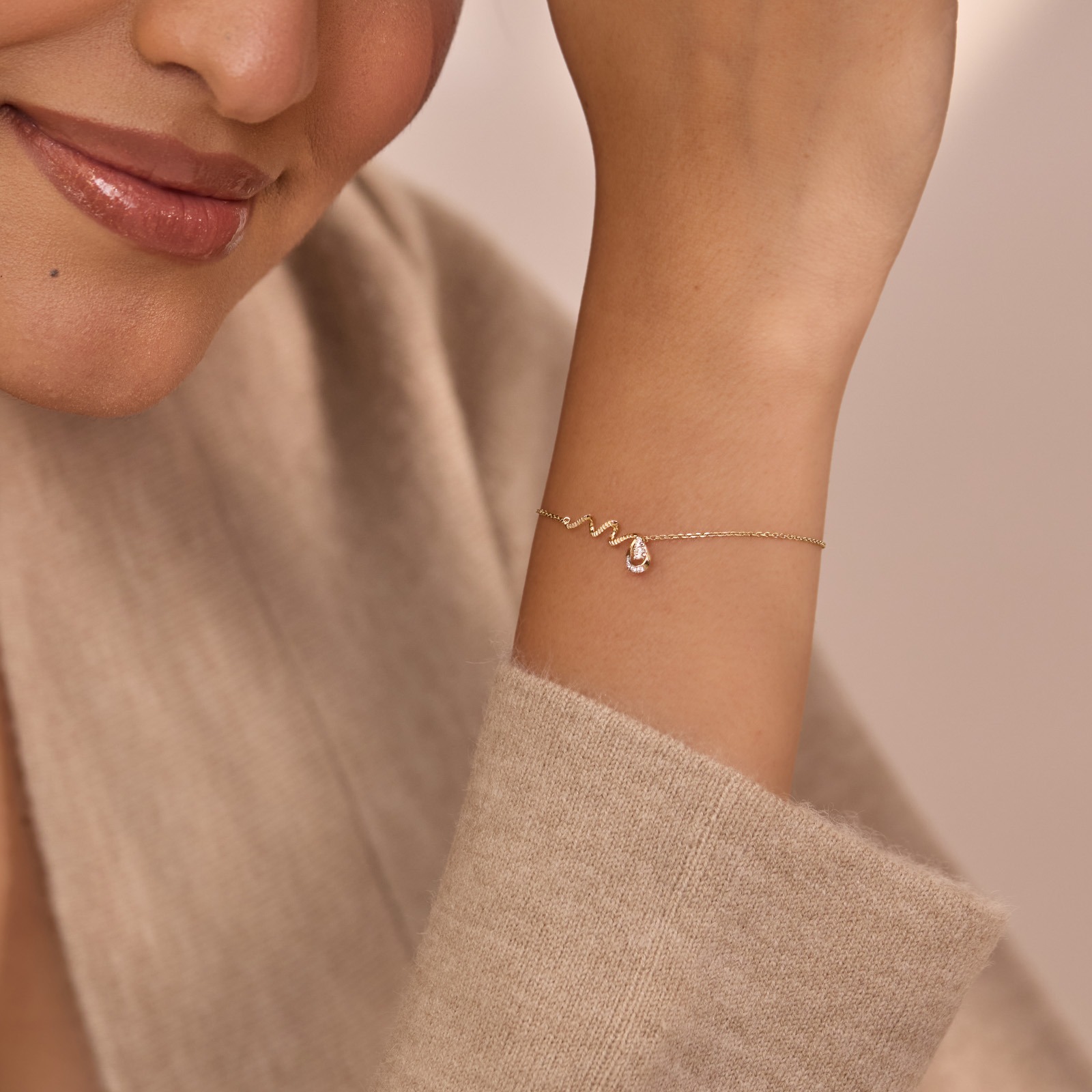 Serene Spiral 9KT Diamond Chain Bracelet