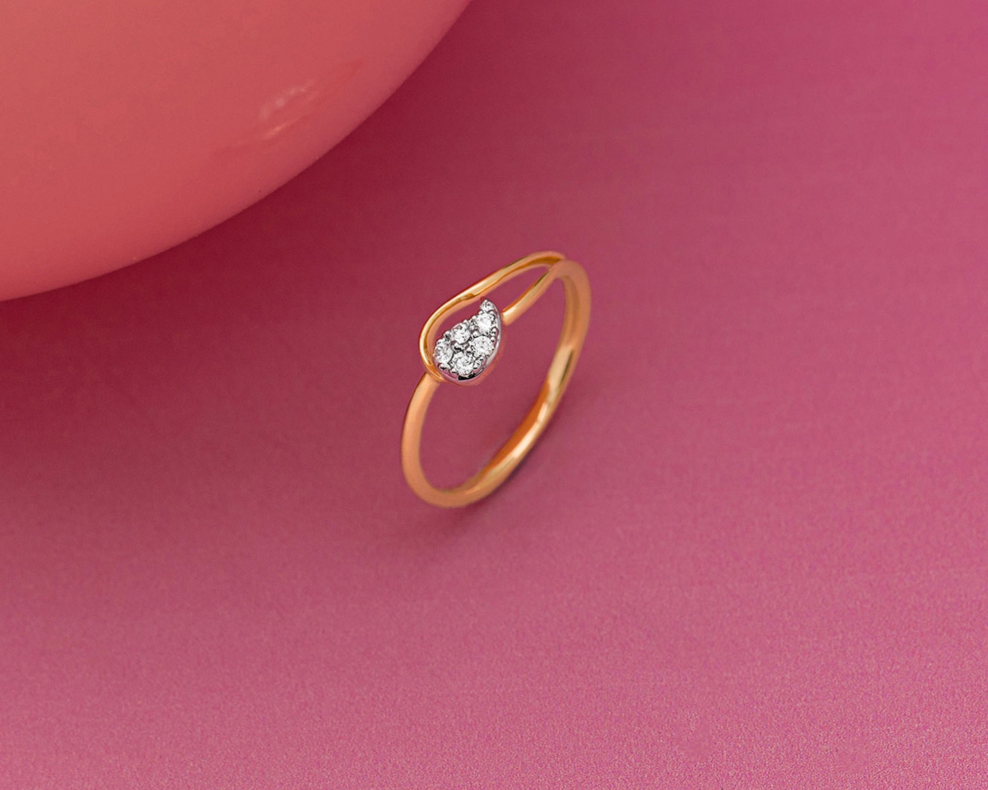 9kt gold ring
