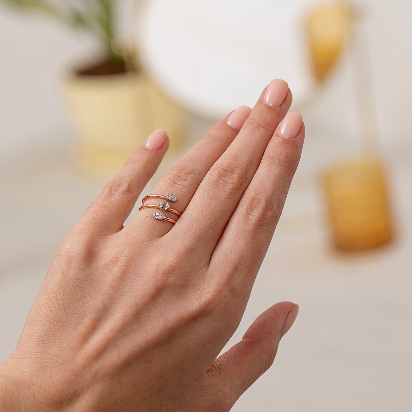 Cenora Spiral Diamond Ring