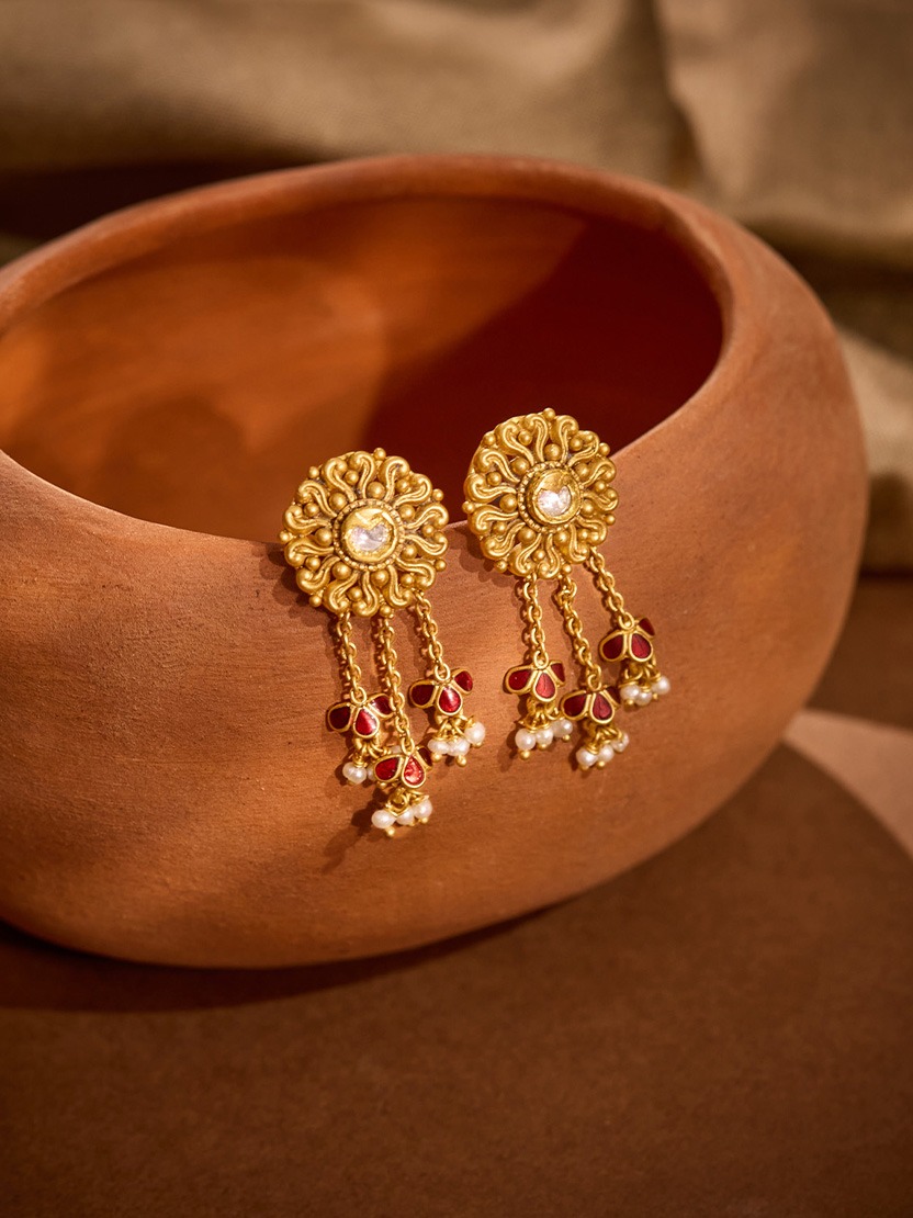 modern gold jewellery