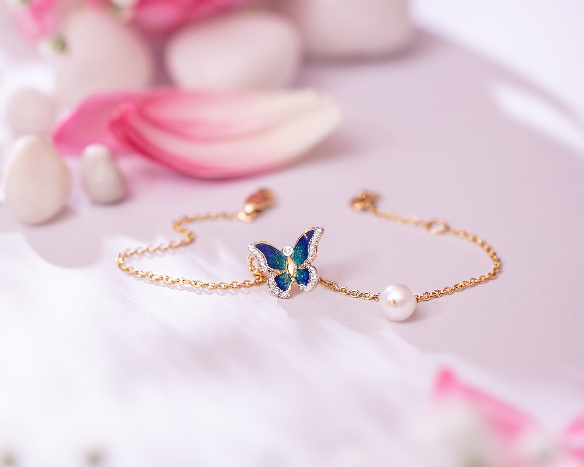 pearl bracelets for women