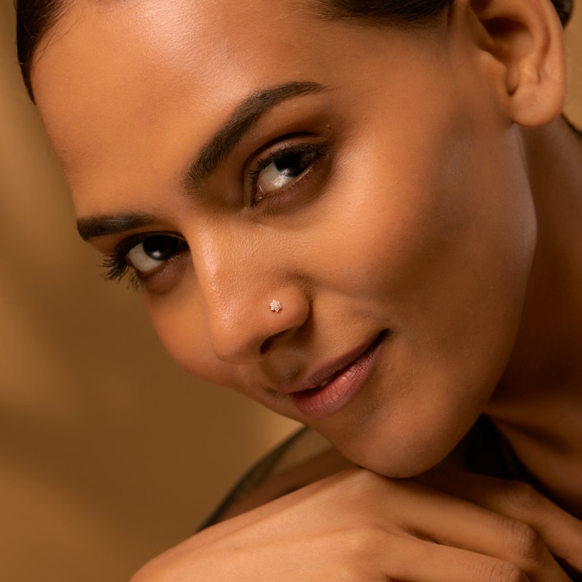 Niva Diamond Nose Pin