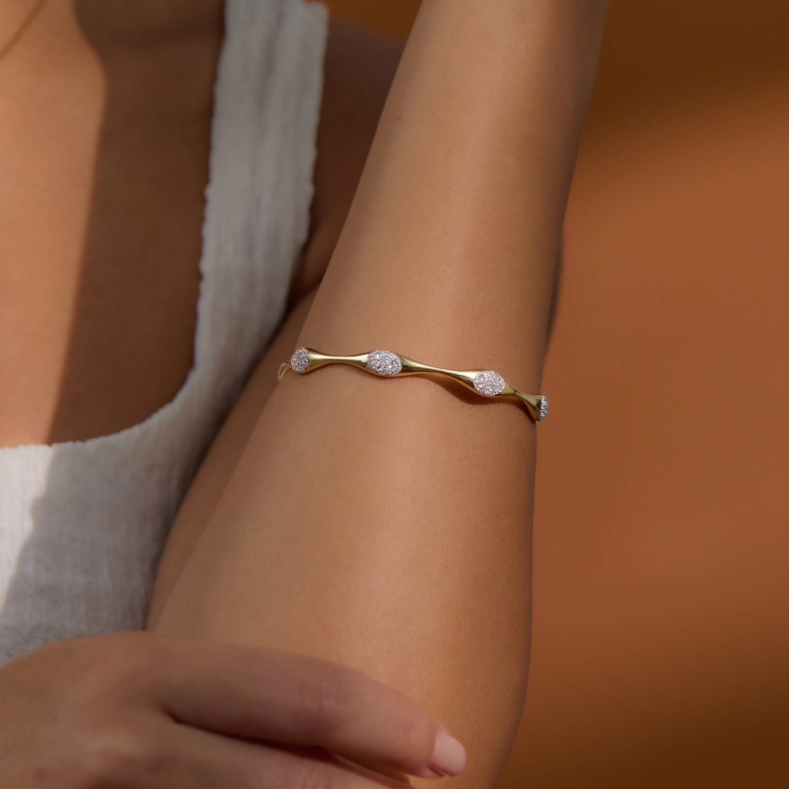 Segmented Pav�iamond Bangle