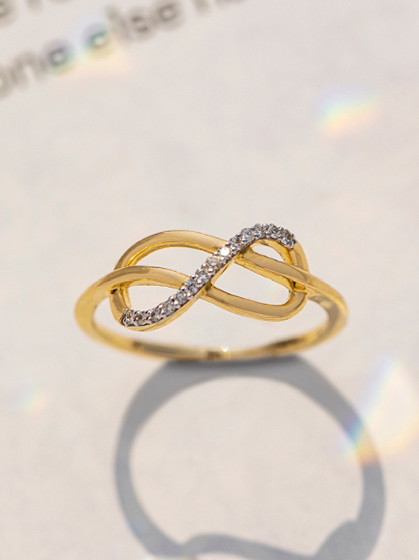 diamond infinity rings