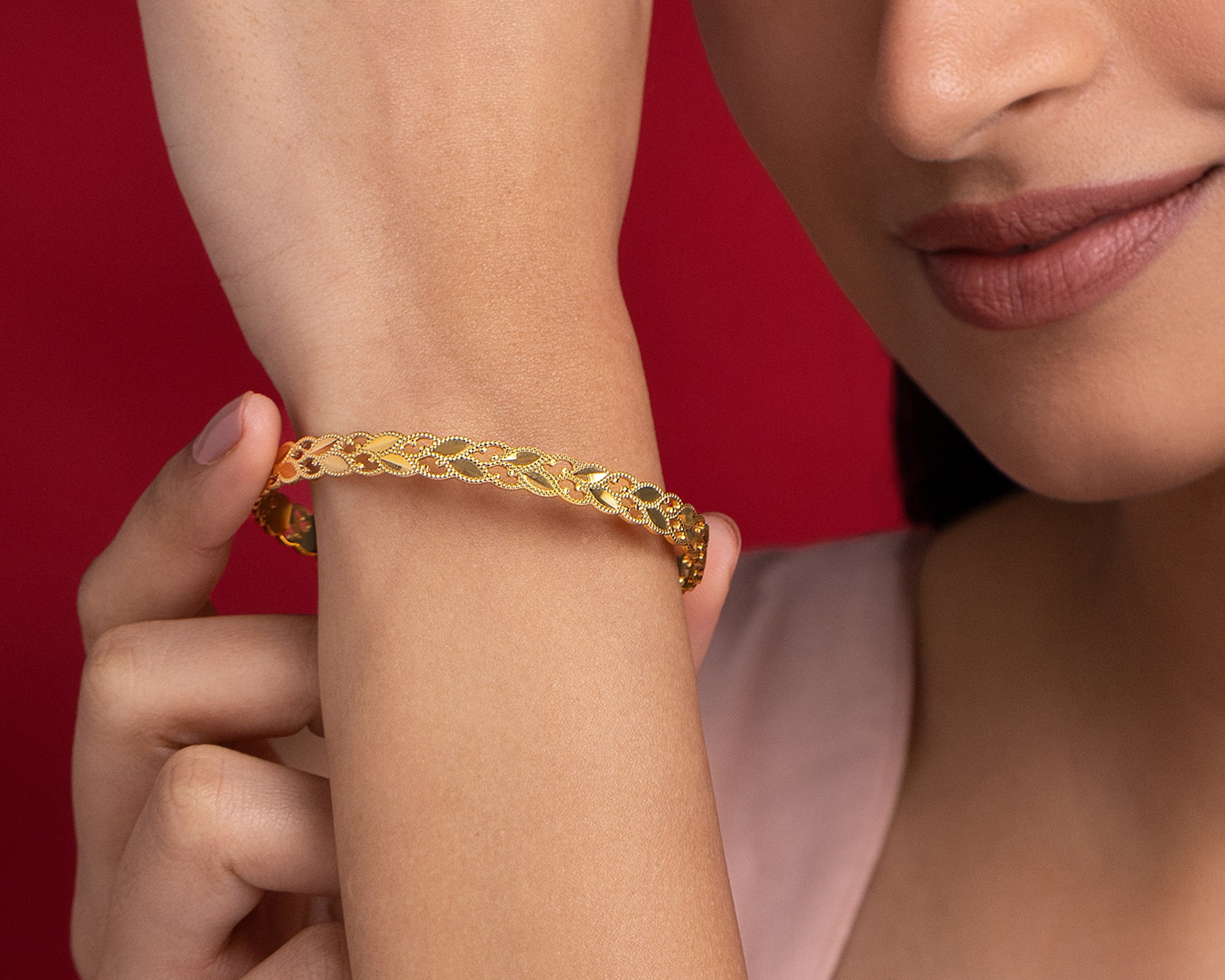 gold vs silver jewellery